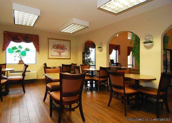 Quality Inn & Suites Pine Bluff Restaurant foto