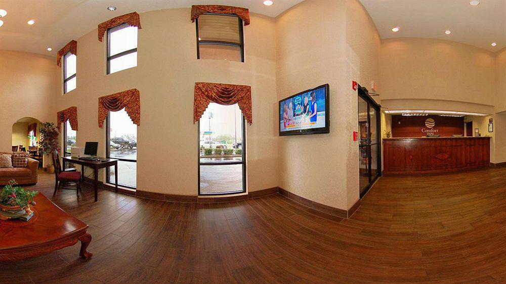 Quality Inn & Suites Pine Bluff Exterior foto